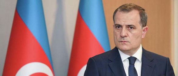 МИД Азербайджана потребовал, чтобы миллиардер Варданян покинул Нагорный Карабах